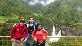  Baños de Agua Santa